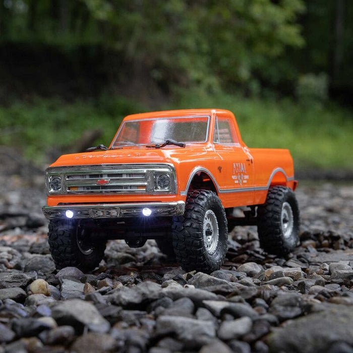 AXI00001V2T3 1/24 SCX24 1967 Chevrolet C10 4WD Brushed Truck RTR, Orange