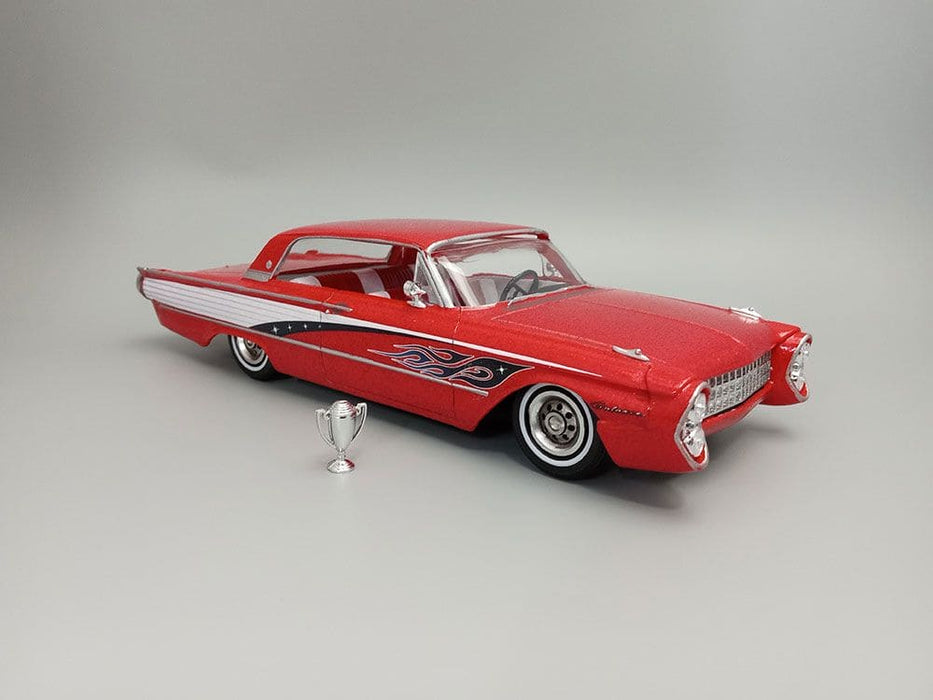 AMT1430/12 AMT 1/25 1961 Ford Galaxie Hardtop