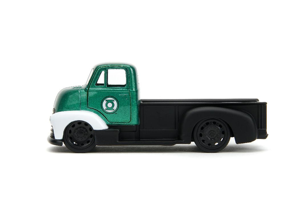 JAD33093 Jada 1/32 "Hollywood Rides" DC Comics 1952 Chevy COE Pickup w/Green Lantern