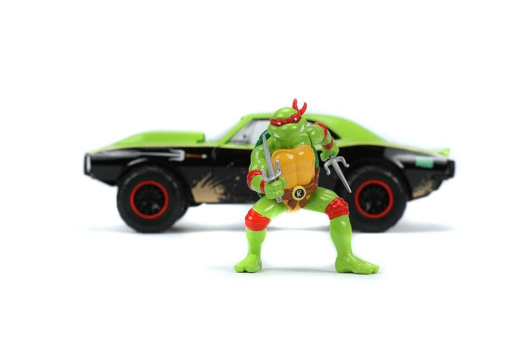 JAD33386 Jada 1/24 "Hollywood Rides" Teenage Mutant Ninja Turtles - 1967 Chevy Camaro with Raphael