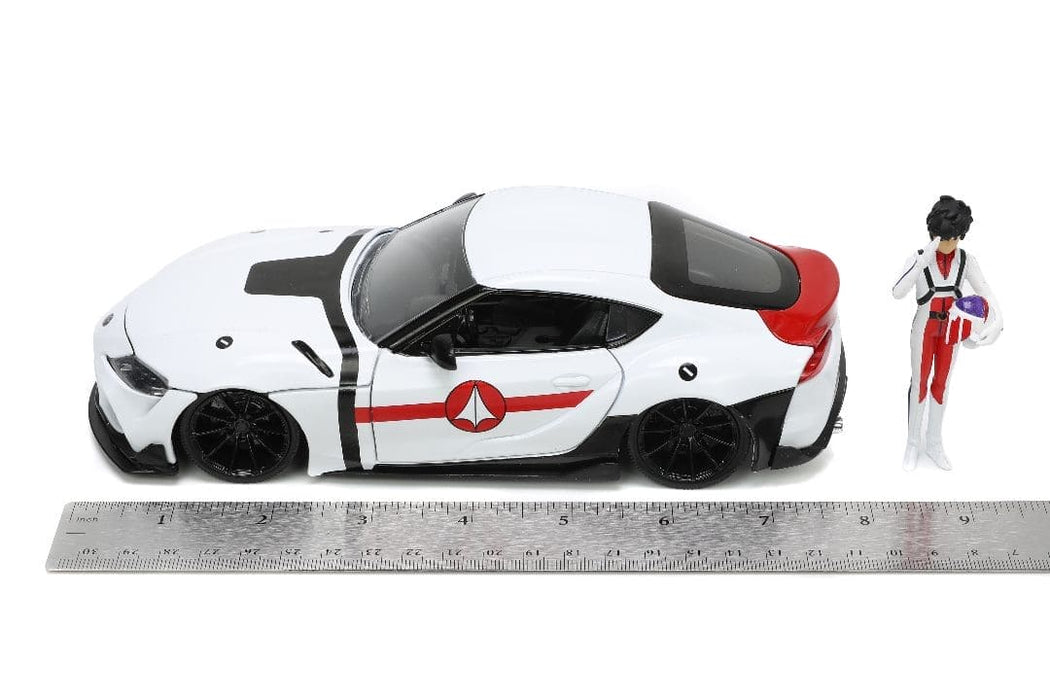 JAD33685 Jada 1/24 "Hollywood Rides" Robotech 2020 Toyota Supra with Rick Hunter