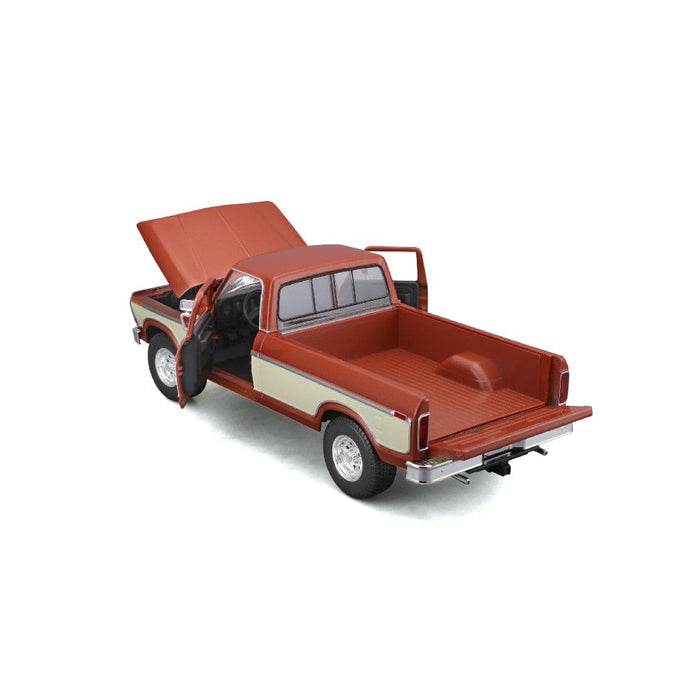 MAI31462 Maisto 1/18 SE 1979 F1 Pick-up Truck (Brown/Cream)