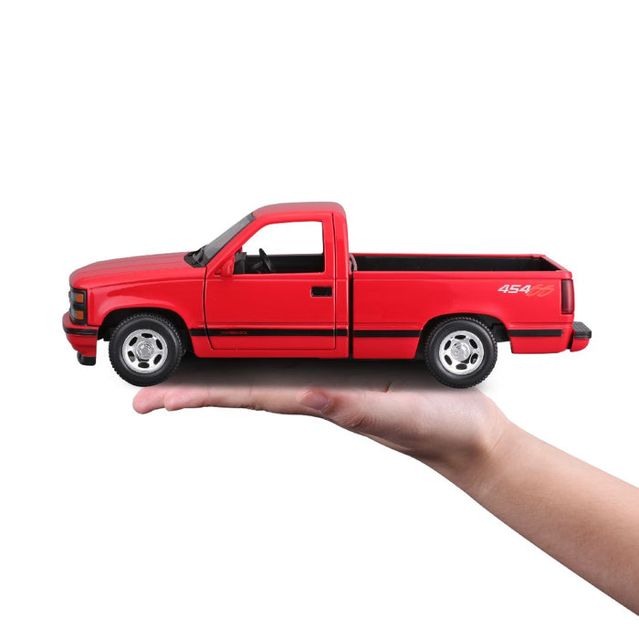 MAI39239 Maisto 1/24 AL 1993 Chevrolet 454 SS Pick-up (Red)