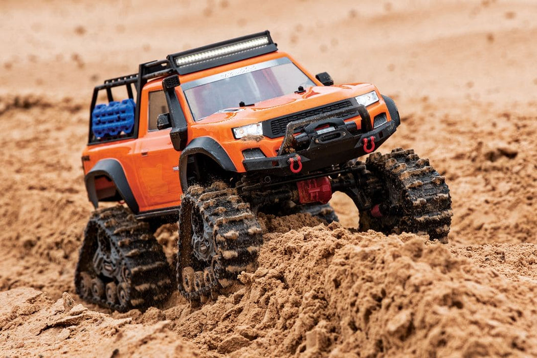 TRA82234-4ORANGE Traxxas TRX-4 Clipless Body with Deep-Terrain Traxx 1/10 4X4 Truck - Orange **Sold Separately you will need tra2992 to run this truck**