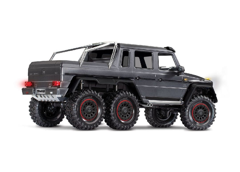 TRA88296-4SILVER Traxxas TRX-6 Mercedes Benz G63 AMG 6x6 clipless body - Silver