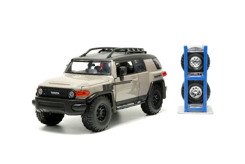 JAD34008 Jada 1/24 "Just Trucks" with Rack - Toyota FJ Cruiser